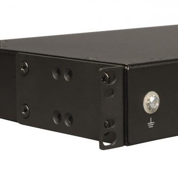 Tripp Lite 3.2-3.8kW Single-Phase Metered PDU, 200-240V (8 C13 & 2 C19), C20 / L6-20P Adapter, 12ft Cord, 1U Rack-Mount, TAA - Image 4